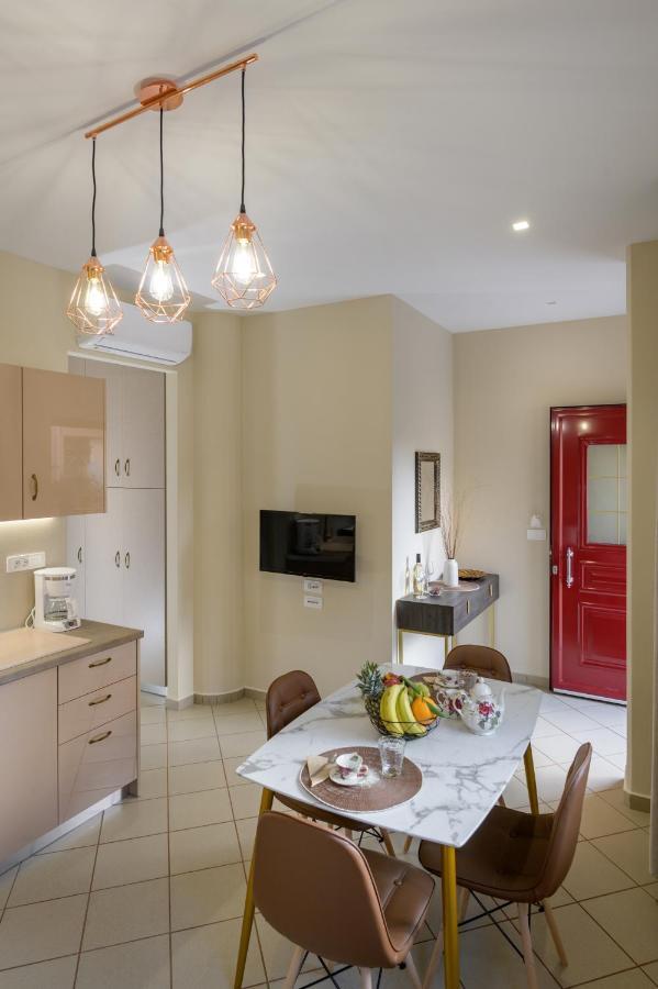Nikola'S & Joanna'S Apartments Аргостолион Екстериор снимка